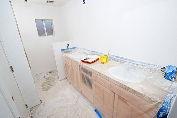 Best Water-Damaged Drywall Repair  in Yreka, CA